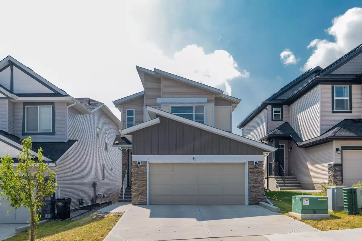 Calgary, AB T3R 0X6,41 Sage Bluff Close NW