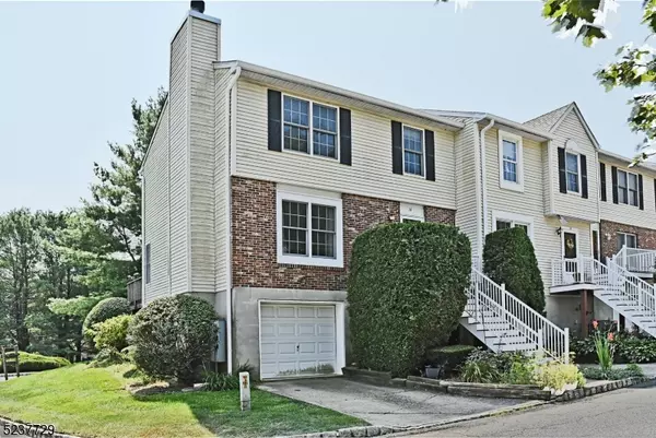 14 Cambridge East #14, Oxford Twp., NJ 07863