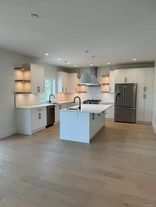 Langford, BC V9C 0R3,834 Tomack Loop