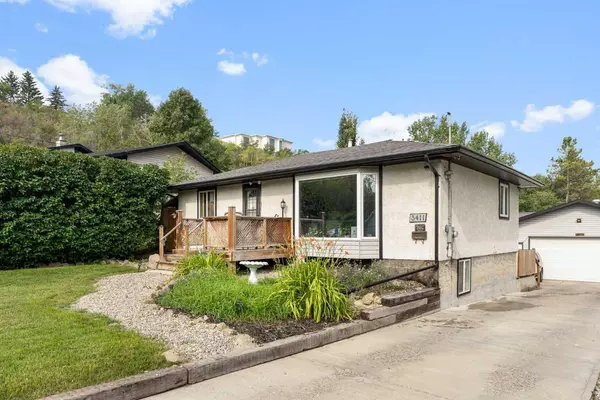 Calgary, AB T3B 2S4,3411 Bowcliffe CRES NW