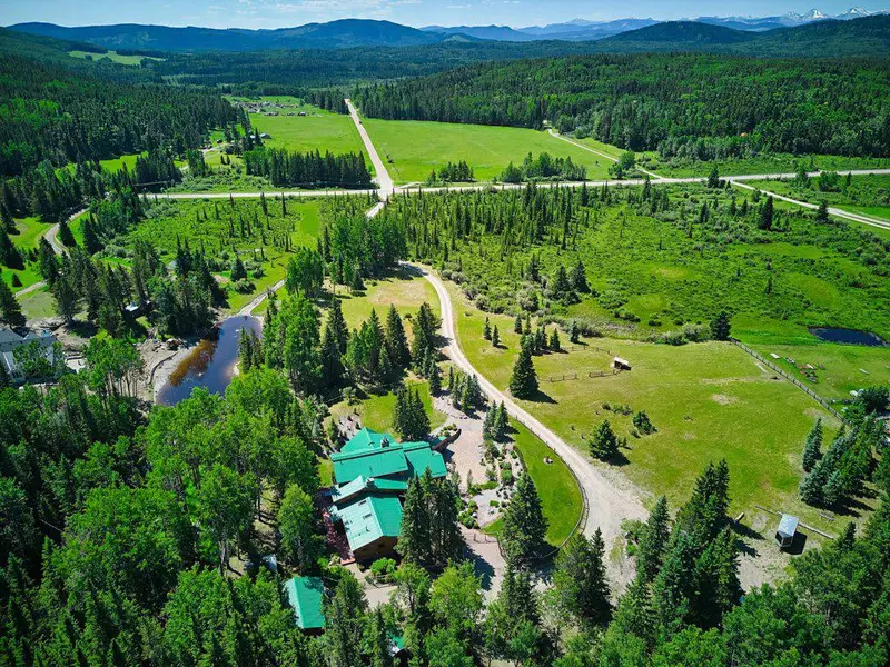 53096 Township Road 232, Bragg Creek, AB T0L 0K0