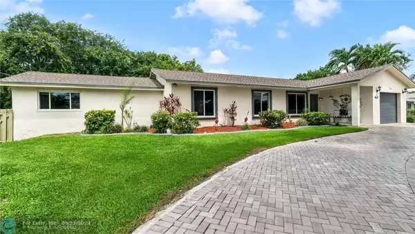 431 S Old Hiatus, Plantation, FL 33325