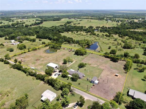 604 Old Gin Road, Ennis, TX 75119