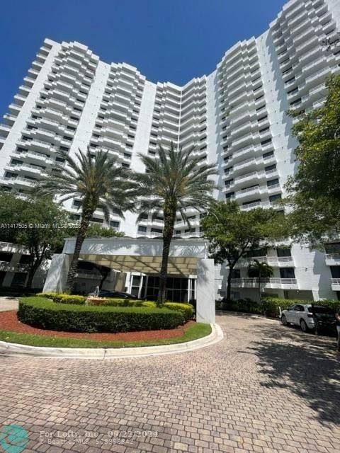 Aventura, FL 33180,3300 NE 192nd St  #1912