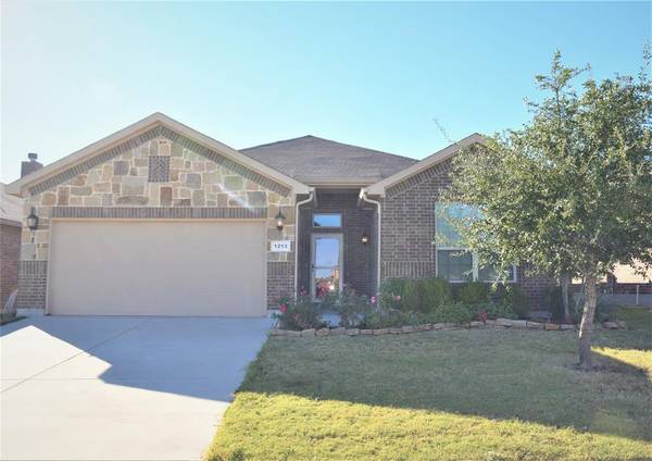 1213 Glen Court, Weatherford, TX 76087