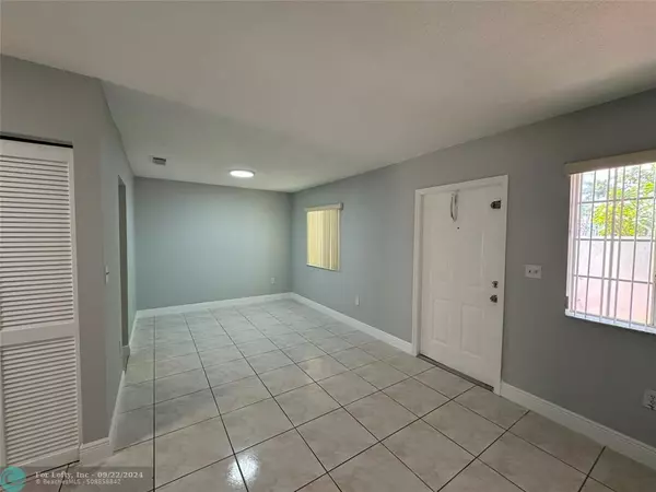 Miami, FL 33196,16286 SW 97th Ter