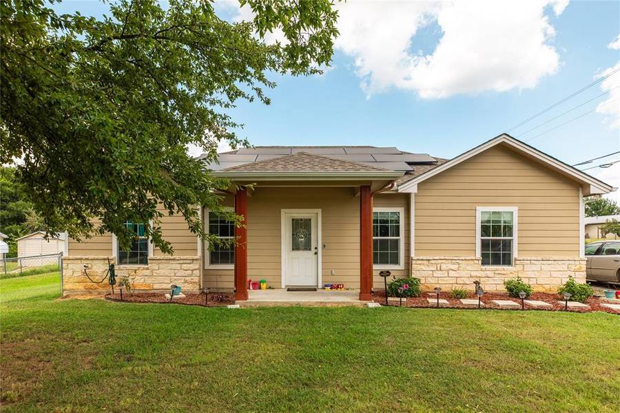 2133 Dove Lane, Cleburne, TX 76031