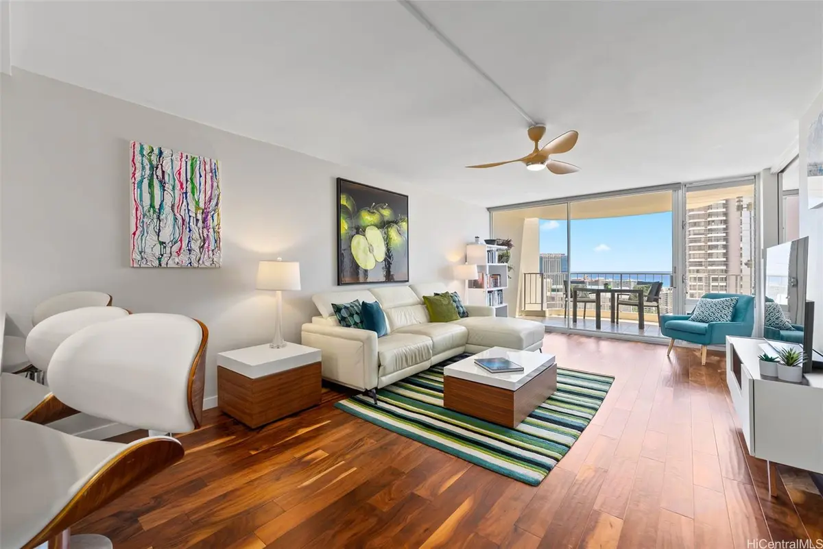 469 Ena Road #2804, Honolulu, HI 96815