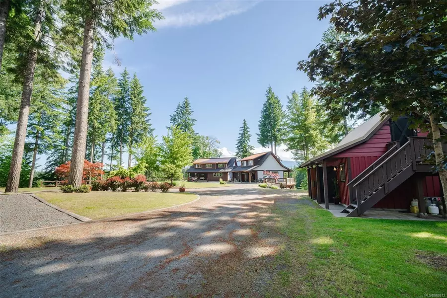 3860 Woodhus Rd, Campbell River, BC V9H 1B3