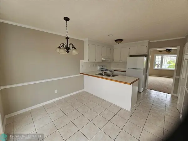 Other City - Not In The State Of Florida, NC 28590,2370 Vineyard #K-7