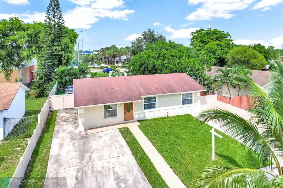 2731 NW 9th St, Pompano Beach, FL 33069