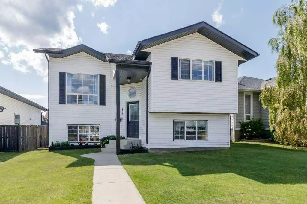 Blackfalds, AB T4M 0E2,13 Pine CRES