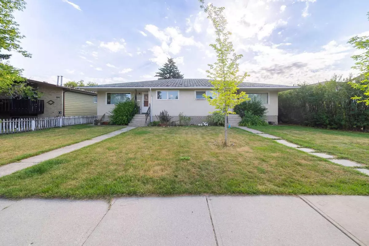 Calgary, AB t3e3g7,2828 39 ST SW