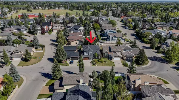 Calgary, AB T2W 6A7,194 Woodbriar CIR Southwest