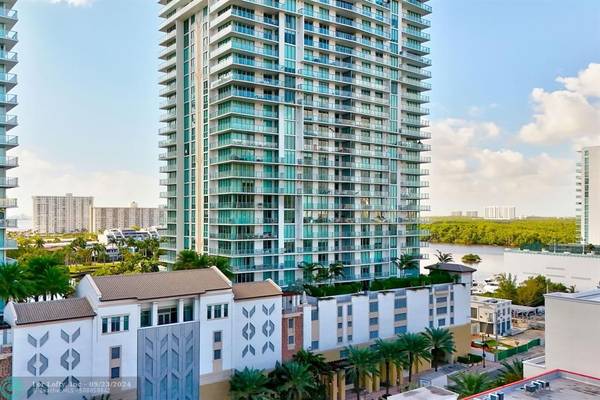 Sunny Isles Beach, FL 33160,330 Sunny Isles Blvd  #5-1705