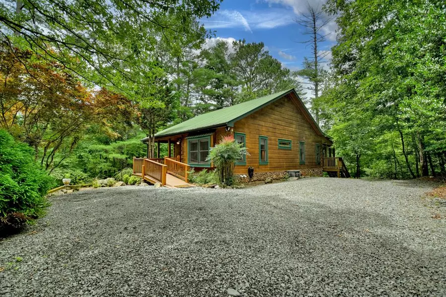 814 Lemmon Lane, Ellijay, GA 30540