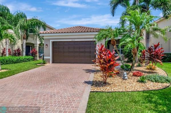 Boynton Beach, FL 33473,8227 Calabria Lakes Drive