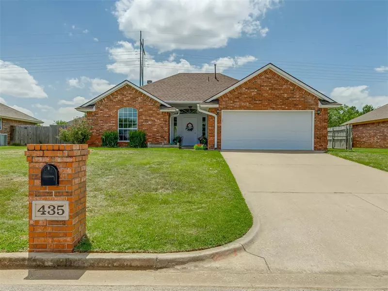 435 Harvest Hills, Harrah, OK 73045