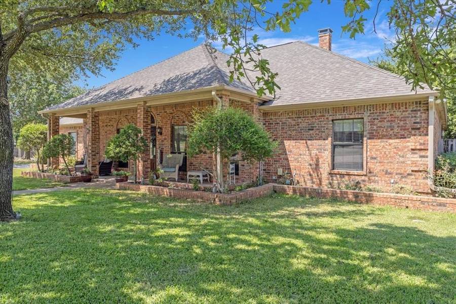 1904 Carriage Estates Road, Sherman, TX 75092