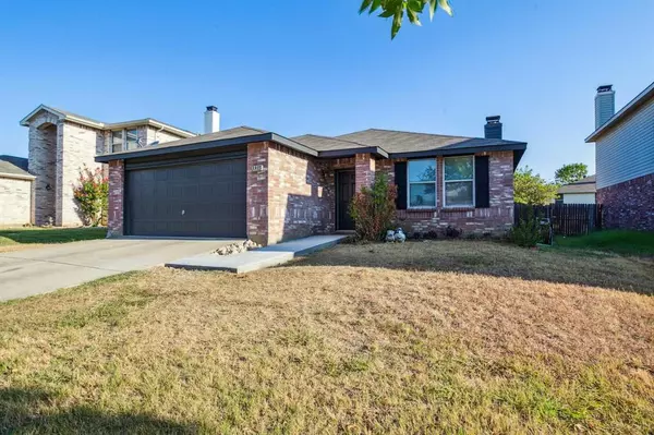 3335 Lipizzan Drive, Denton, TX 76210