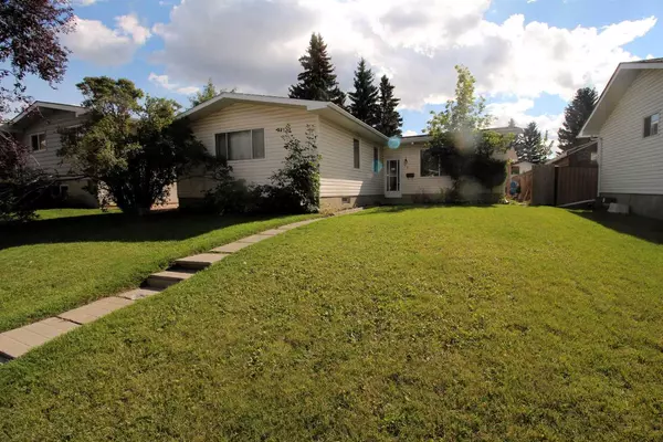 Calgary, AB T2W 0Y3,43 Brampton CRES SW