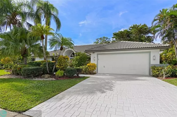 Boca Raton, FL 33428,10996 Boca Woods Ln