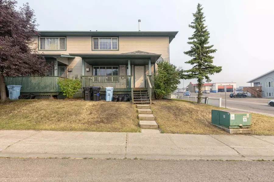 100 Sirius AVE, Fort Mcmurray, AB T9H5E1