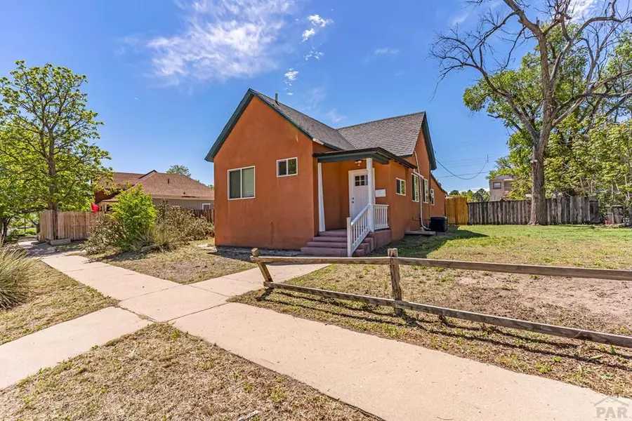 538 W Corona Ave, Pueblo, CO 81004