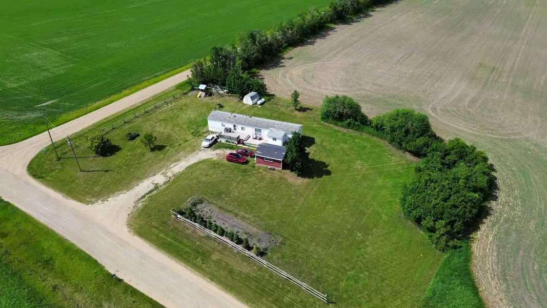 240080 Township Road 422, Rural Ponoka County, AB T0C 2N0