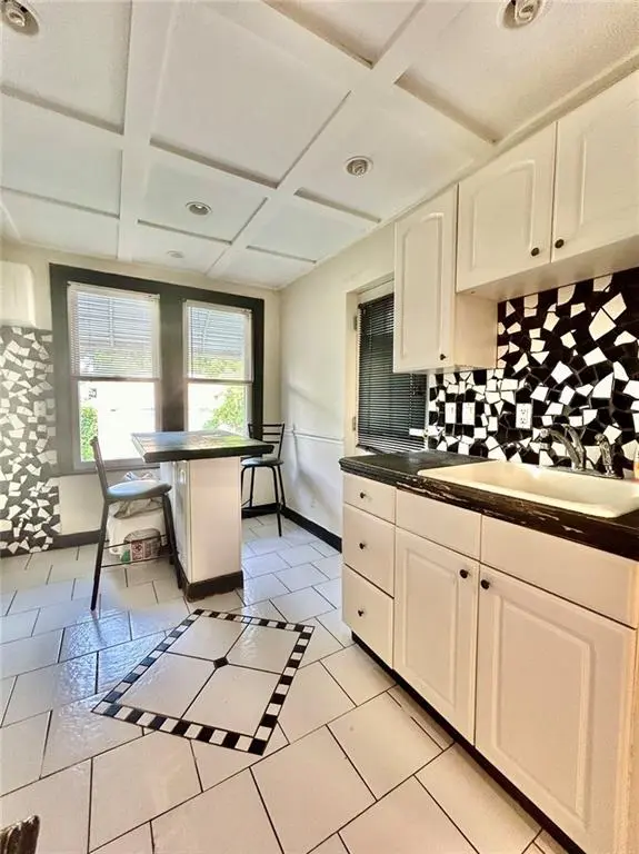 Kew Gardens, NY 11415,8509 124th ST