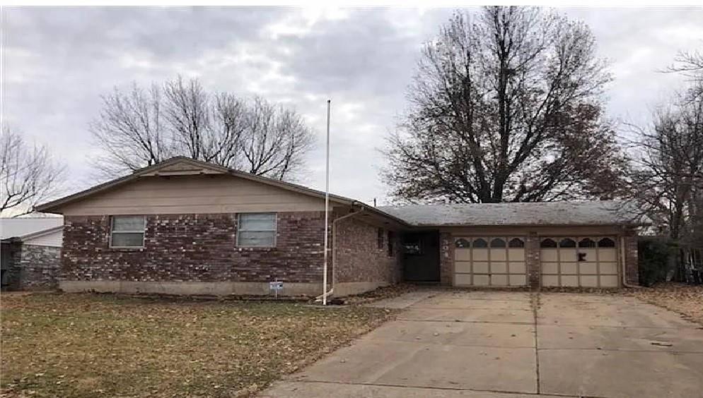 304 W Campbell Drive, Midwest City, OK 73110