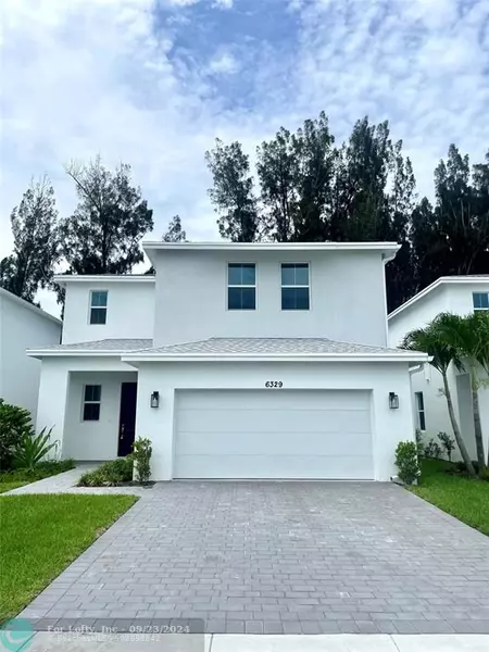 6329 Tenor Dr, West Palm Beach, FL 33413