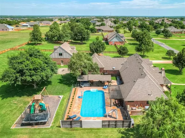 Edmond, OK 73025,7007 Orchard Trail