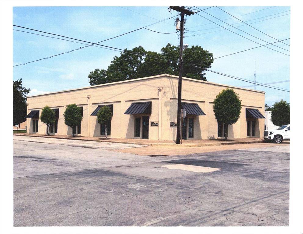 Corsicana, TX 75110,122 S 12th Street