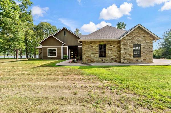 217 County Road 44370, Powderly, TX 75473