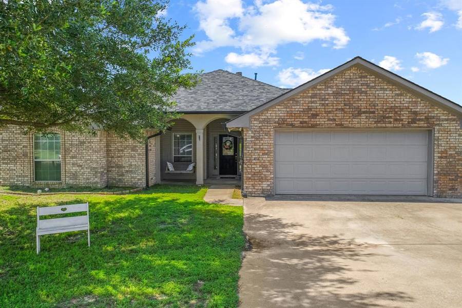 11245 Meadows Drive, Flint, TX 75762