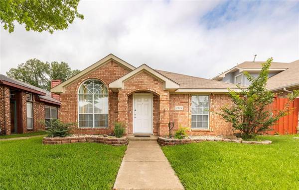 3314 Sara Drive, Rowlett, TX 75088