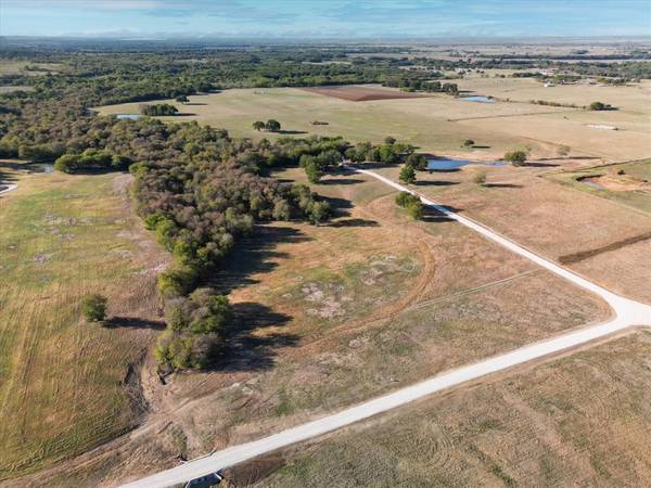 Gainesville, TX 76240,TBD Preston Hollow Lot 4