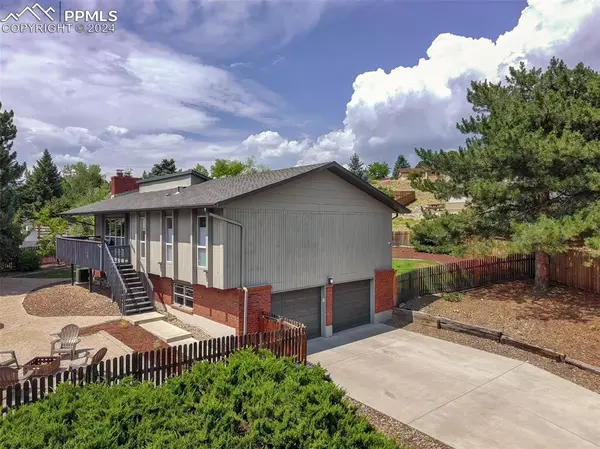 Colorado Springs, CO 80919,6314 Mesedge DR