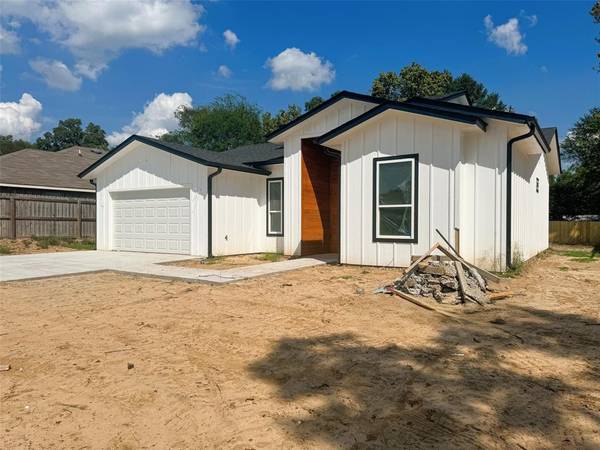 Pittsburg, TX 75686,511 Cypress Street