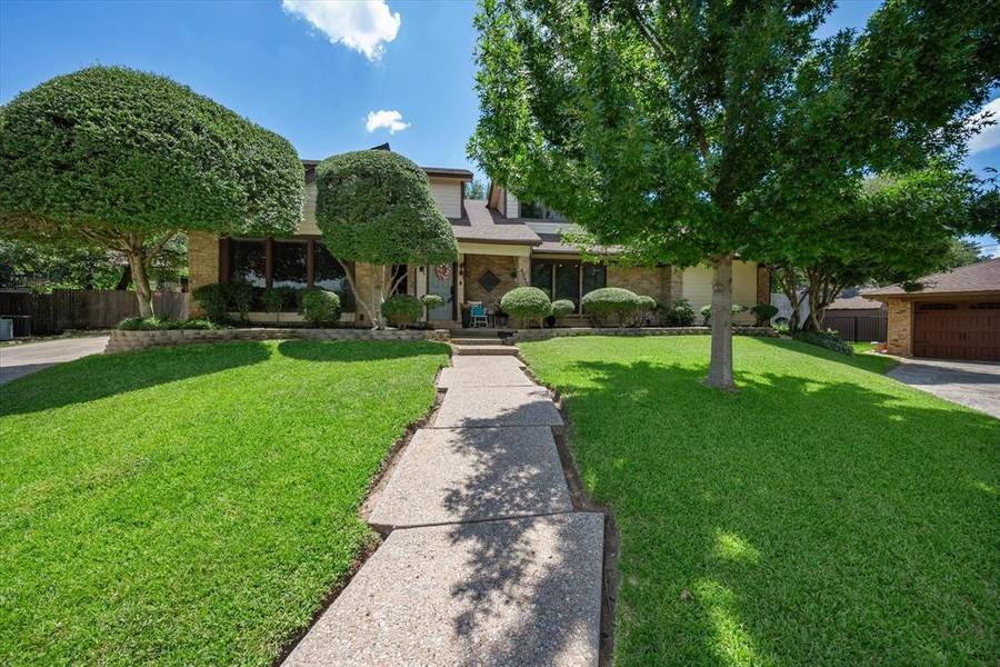 4712 Wood Springs Court, Arlington, TX 76017