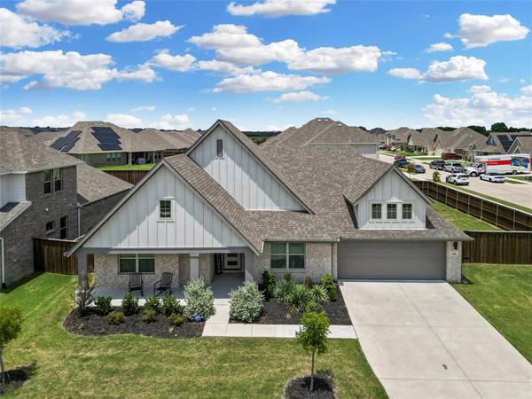 Waxahachie, TX 75165,246 Half Moon Drive