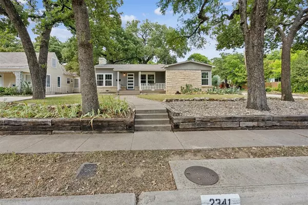 Fort Worth, TX 76111,2341 Honeysuckle Avenue