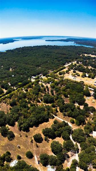 700 E Rabbit Cove Road, West Tawakoni, TX 75474