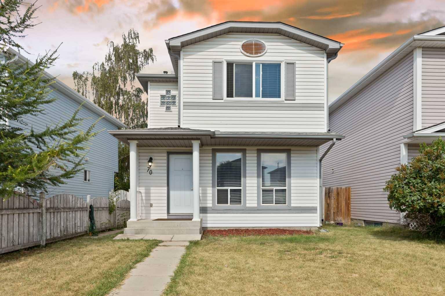 Calgary, AB T7Y7A5,70 San Diego WAY NE