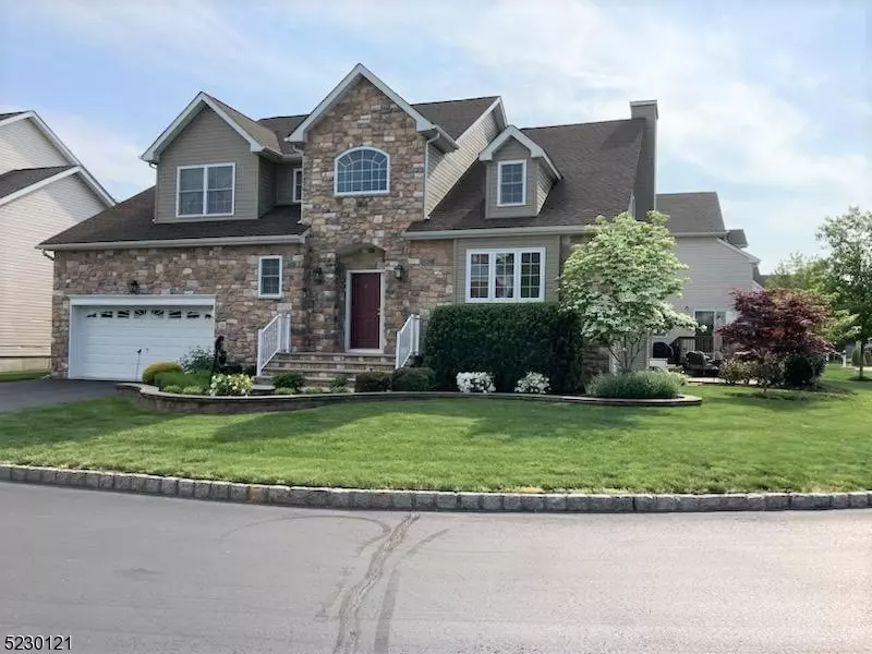 Raritan Twp., NJ 08822,8 Shippen Court