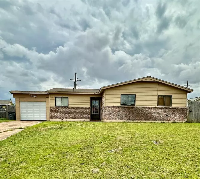 804 SW Sedalia Avenue, Lawton, OK 73501