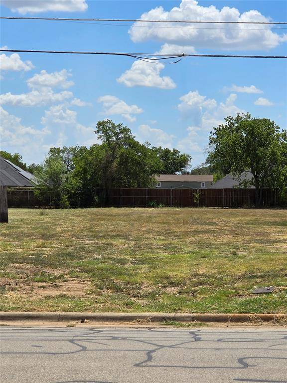 5116 Pinson Street, Fort Worth, TX 76105