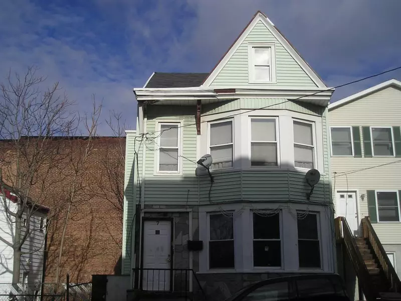 594 Orange St, Newark City, NJ 07107