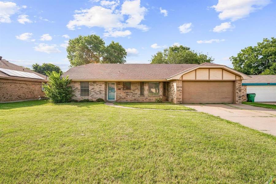 1007 W Lingleville, Stephenville, TX 76401